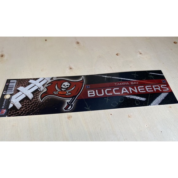Tampa Bay Buccaneers Bumper Sticker Football NFL Brand Glitter Design‎ Licensed - Picture 1 of 5